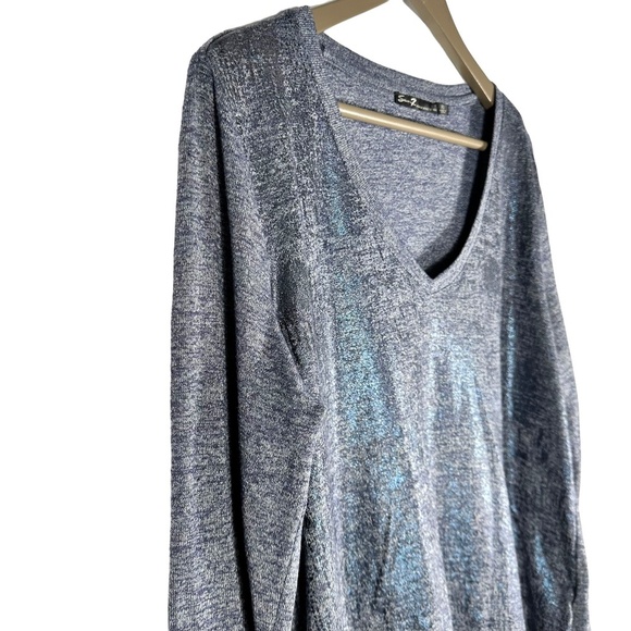 Women's | Seven7 | Blue Metallic Shimmery Long Sleeve V-Neck Flowy Top - Picture 2 of 9